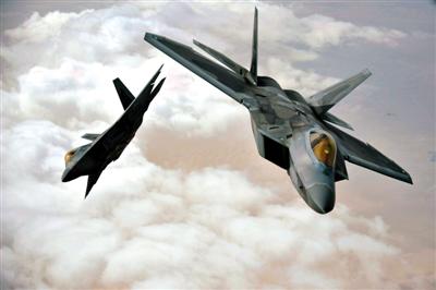 ����F-22ս���״β�սս���ǶԳ�������������