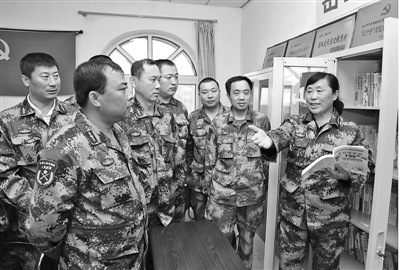小镇女武装部长带队夺冠:没真本事镇不住男兵