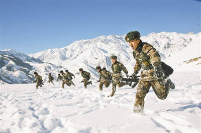 �½����������������ƣ��ѵ���ٱ�̤ѩ��棨ͼ��