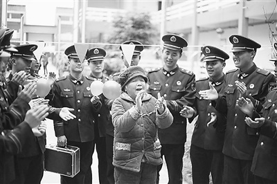 �侯ο�ʹ¹�����74����̫����̫��ɽ�ϡ���ͼ��