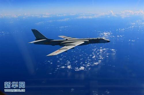 “航空飞镖-2017”轰-6K“战神”轰炸机出征