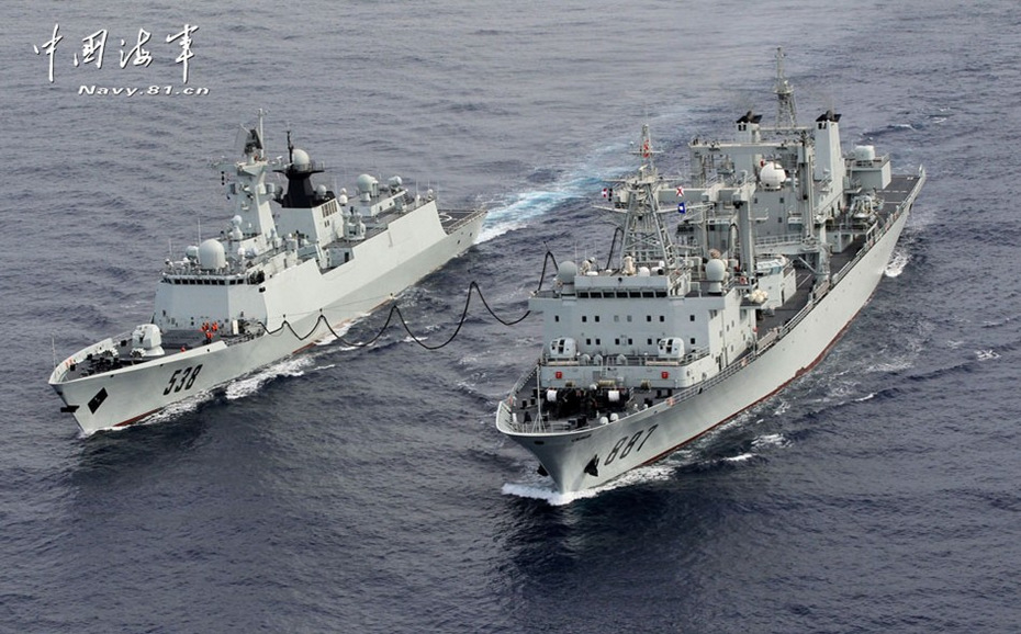中国海军微山湖号补给舰再创护航保障新记录