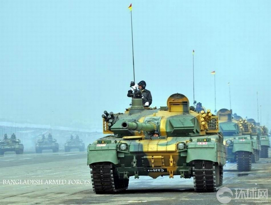 的身影:mbt-2000主战坦克,fm-90防空系统,红箭-8反坦克导弹……(来源