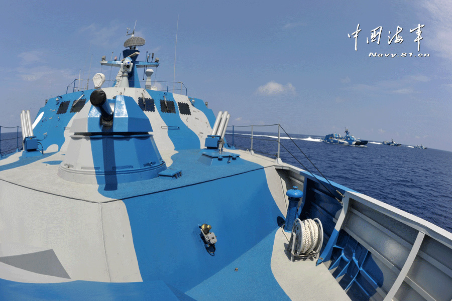 南海舰队隐身导弹艇群苦练打击敌护航运输队