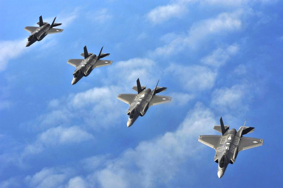 赤裸裸炫耀美军f35战机大编队横扫海空