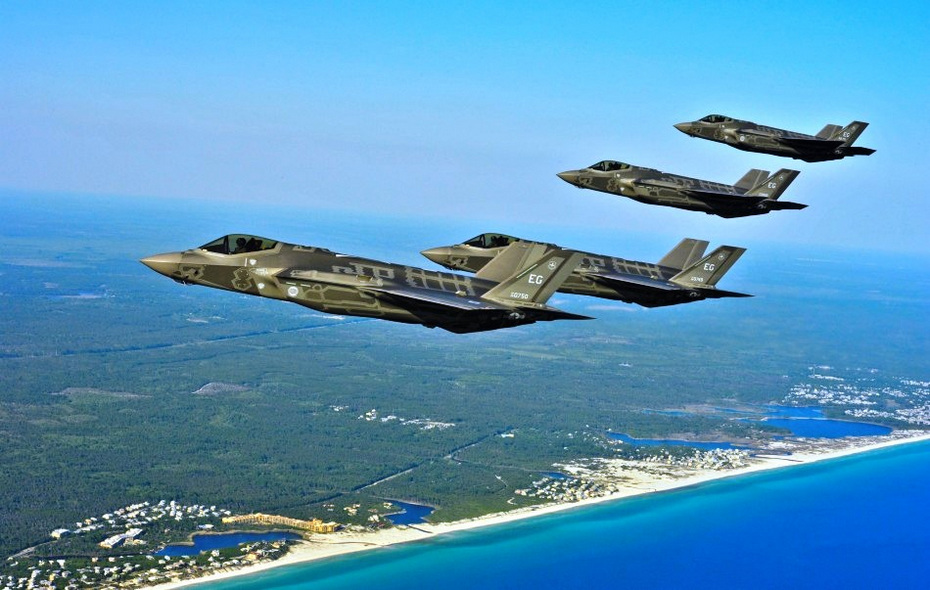 赤裸裸炫耀美军f35战机大编队横扫海空