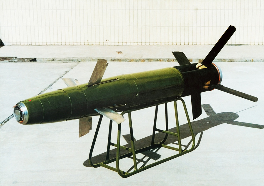 中国新智能炮弹射程100千米堪比弹道导弹