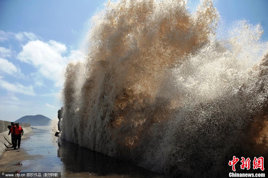 一周军事图片精粹76712排山倒海