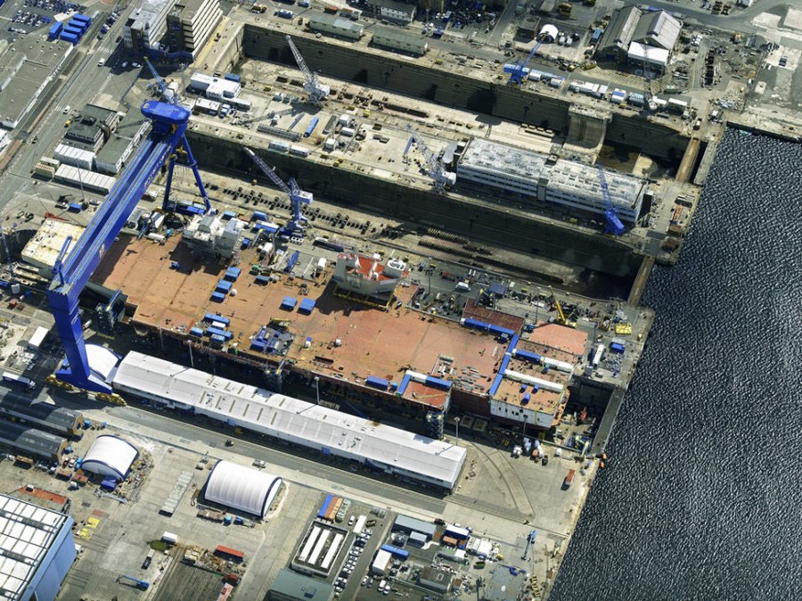 鸟瞰英国新航母双舰岛装好主体轮廓成形