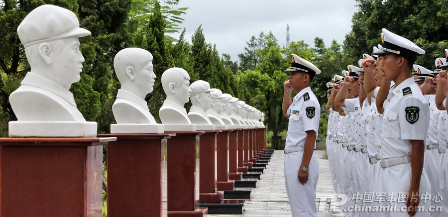 首见西沙海战烈士纪念园 15位烈士雕像曝光