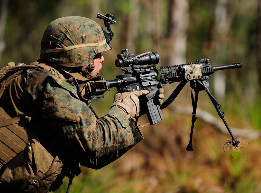 美军列装新型hk m27自动步枪部队正式曝光