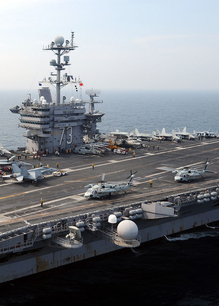 cvn73"华盛顿"号航母,隶属美国海军太平洋舰队,全年常驻日本横须贺港.
