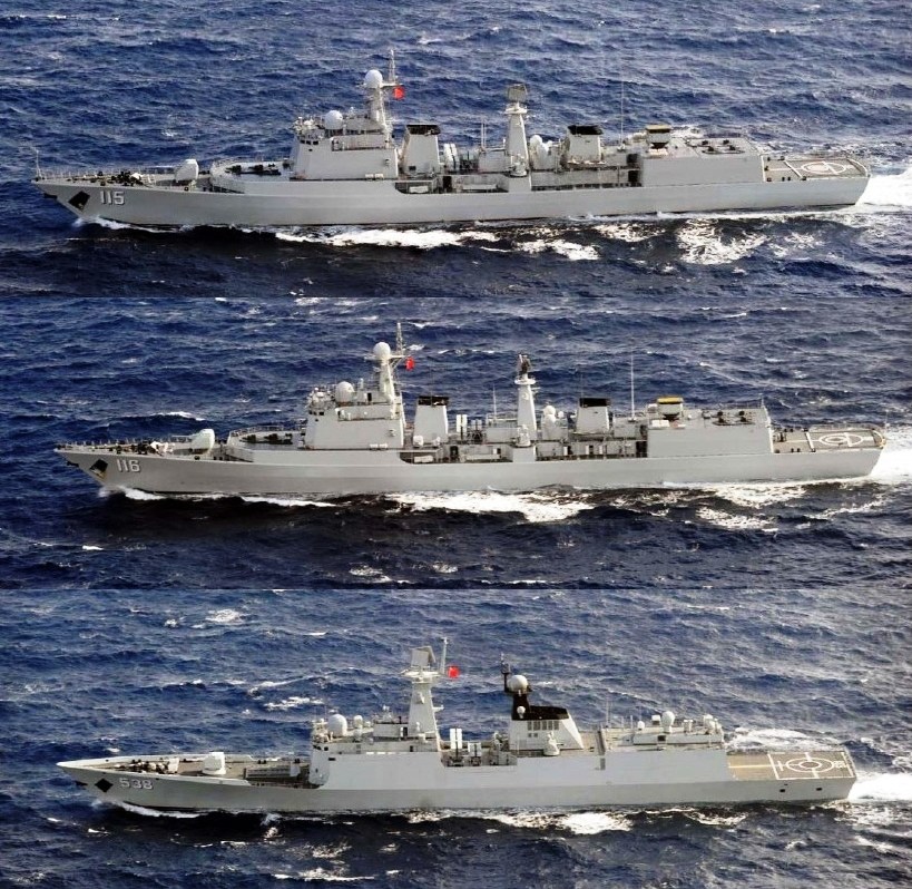 中国海军三大舰队兵分三路穿越岛链返航