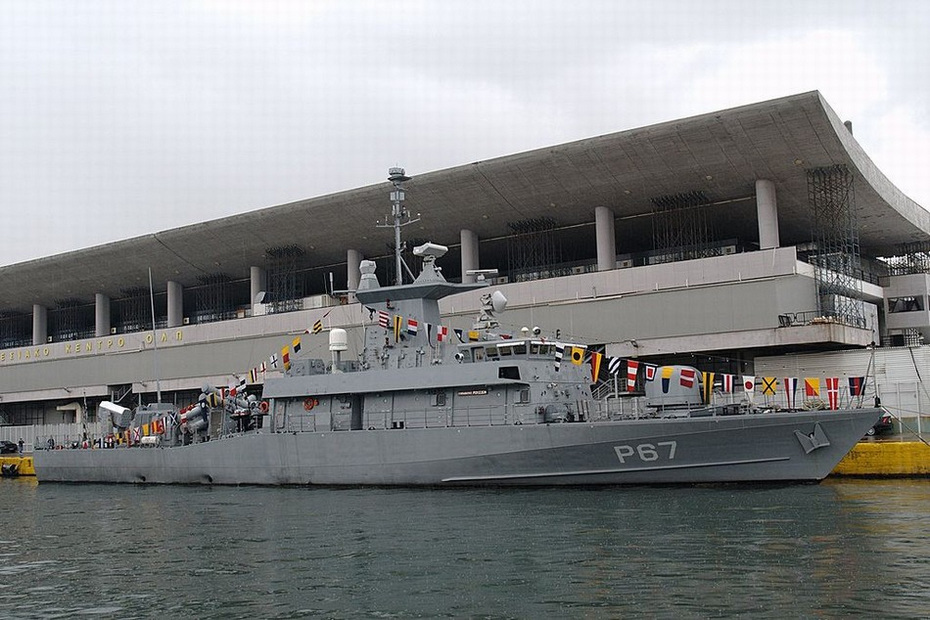 中国拥世界最多隐身导弹艇美航母骇然