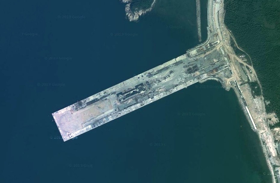 谷歌卫星曝光三亚大型设施 疑似新建航母基地