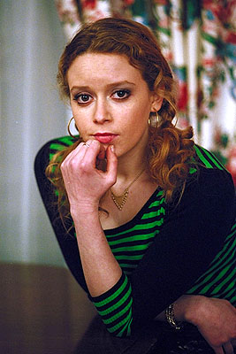 《美国派》女星行为偏僻性乖张 威胁性骚扰狗被拘