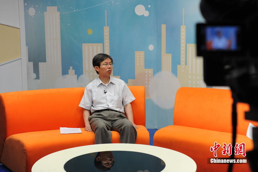 曾鸣:售电业务可引入竞争但电力不可能随行就市