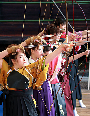 图日本美少女射箭庆成年2