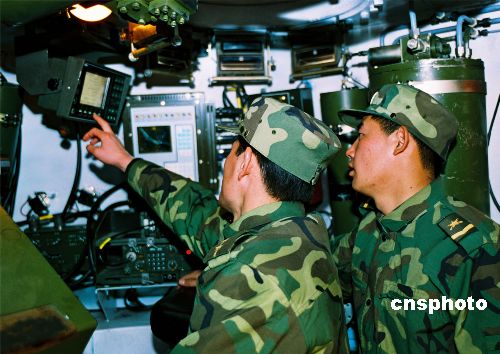 图解放军南京汤山炮校庆祝建院六十周年2