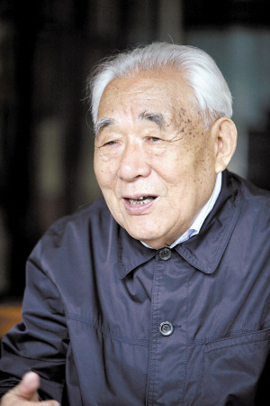 记者 李志华 摄【点击查看其它图片】党员风采17岁少年参加抗日民军