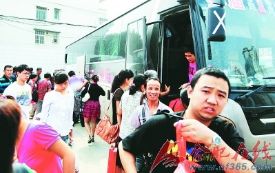 ����46��ũ�೵Ӳ�������˳˿ͷ�����������ͼ��