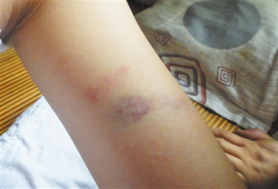 ���������۸�����һСѧ30��ѧ�����塰��ѧ��