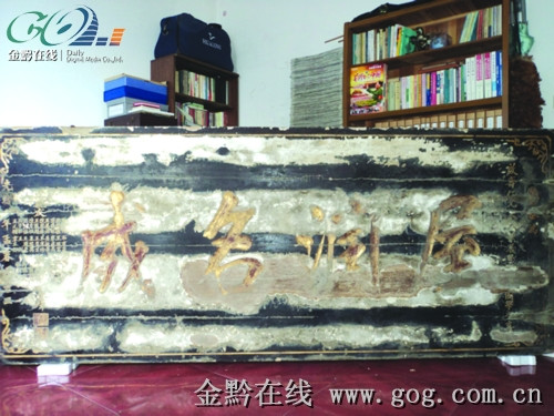 ���ݷ���һ�����������亱������ľ��լ�ң�ͼ��