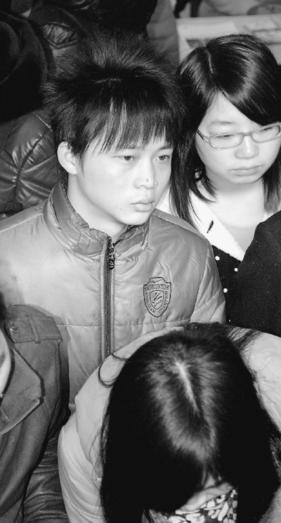 90后农民工求职重视上升空间低学历无经验成障碍