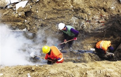 ����Ů�������е�׹��ˮ���������������˱��̾�