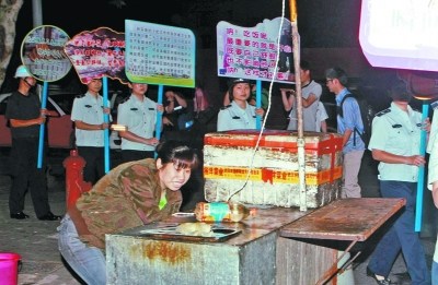 武汉城管“卖萌执法”系警告不听劝将强制执行
