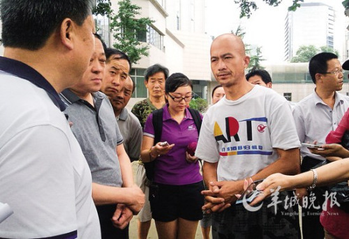 “充气少年”脱离生命危险警方否认气枪塞肛门