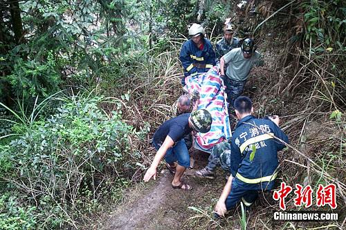 福建寿宁发生车祸致14人死幸存者讲述坠崖瞬间
