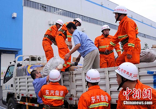 东汽救援队、医疗队等紧急驰援云南彝良地震灾区