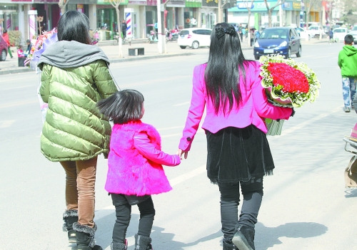 ���˸�Ů���ȶ��������˽�Ů��ɹ������ɷ��ͬ��