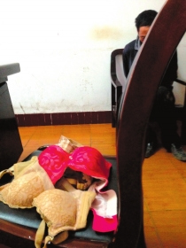 Ů�Ѹ�ɹ������ת�۲���С���׷�ܡ�ɫ�ǡ�