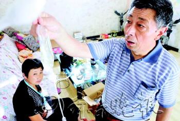 乡村医生患癌后每天仍接诊50人患者半数需赊账