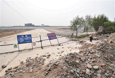 北京两男孩在采石坑溺亡村委称坑在河北难管(图)