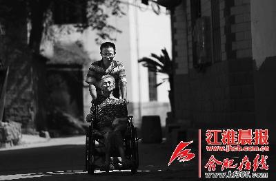 Т�Ӵ�ȥ��н����ȫְ����ĸ��12����쾭����