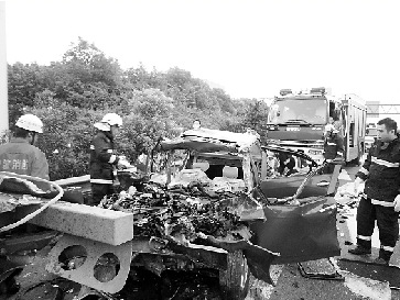 �γ������͹޳���������Ů�賿��������