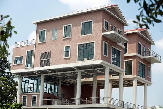 �㶫��ݸʯ�ٳ����϶������е��ű�������Υ��