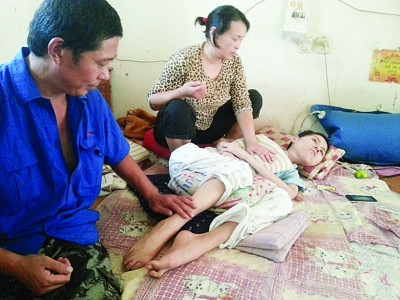 夫妻24小时不断按压辅助呼吸坚持3年延续儿子生命