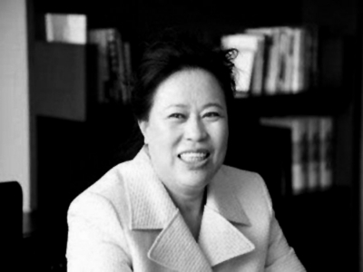 ������Ϊ�������л�4000����ϰ���־����Ů��