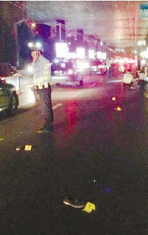 男子过斑马线被撞倒遭多辆车碾压后身亡(图)