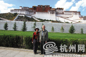 女子带8旬老父上青藏高原为此谋划2年