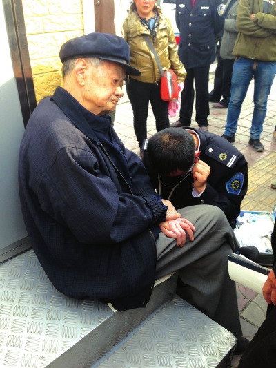 ��Ѯ���˻���������120���Ⱥ����ͻؼ�