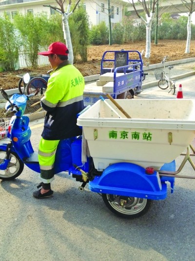 环卫工在涵洞内被出租车撞死生前多次拾金不昧