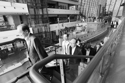 韩恢孙女武汉寻找祖辈足迹名将曾营救孙中山(图)