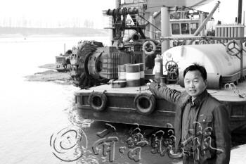 С����Ů�ѳ���������������ֵ�ബԱ��������