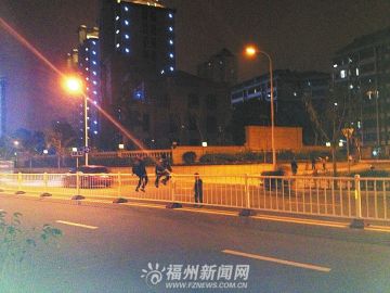 ���˲����������ŷ����������ֱ�ײ��������ͼ��