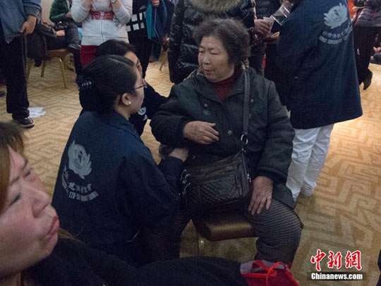 关注马航370航班慈济志工:唯一能做的就是陪伴